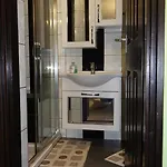Mesteri Apartman Holiday home *