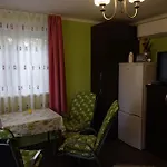 Mesteri Apartman * Mesteri